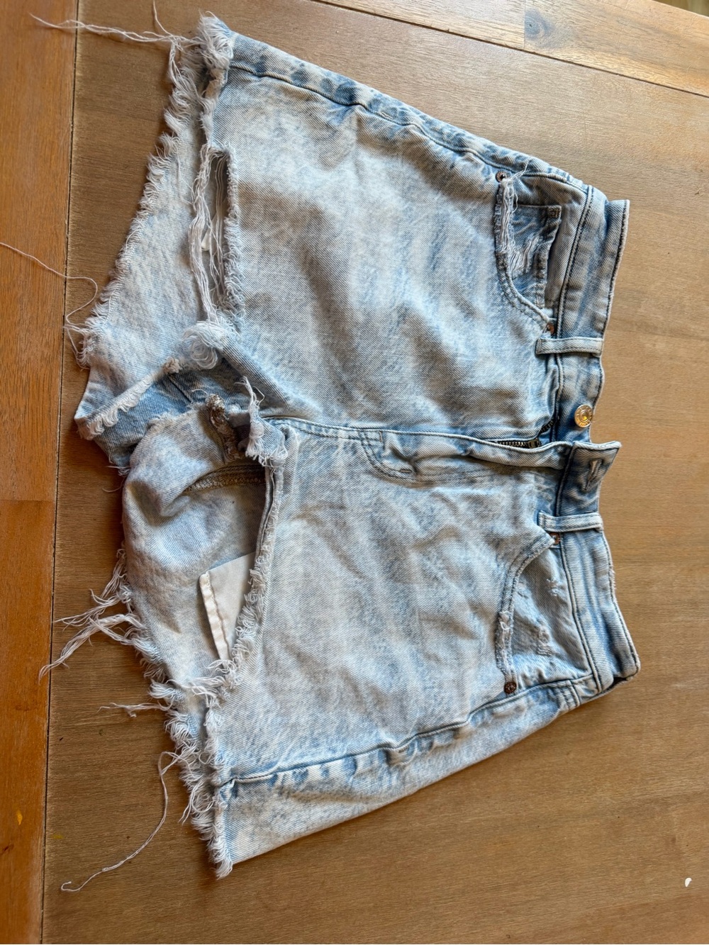 American Eagle Outfitters Light Blue Frayed Denim Cutoff Shorts